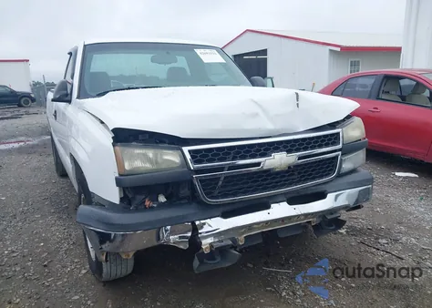 2006 Chevrolet Silverado 1500 Work Truck z USA, uszkodzony, nr VIN 3GCEC14V26G190672